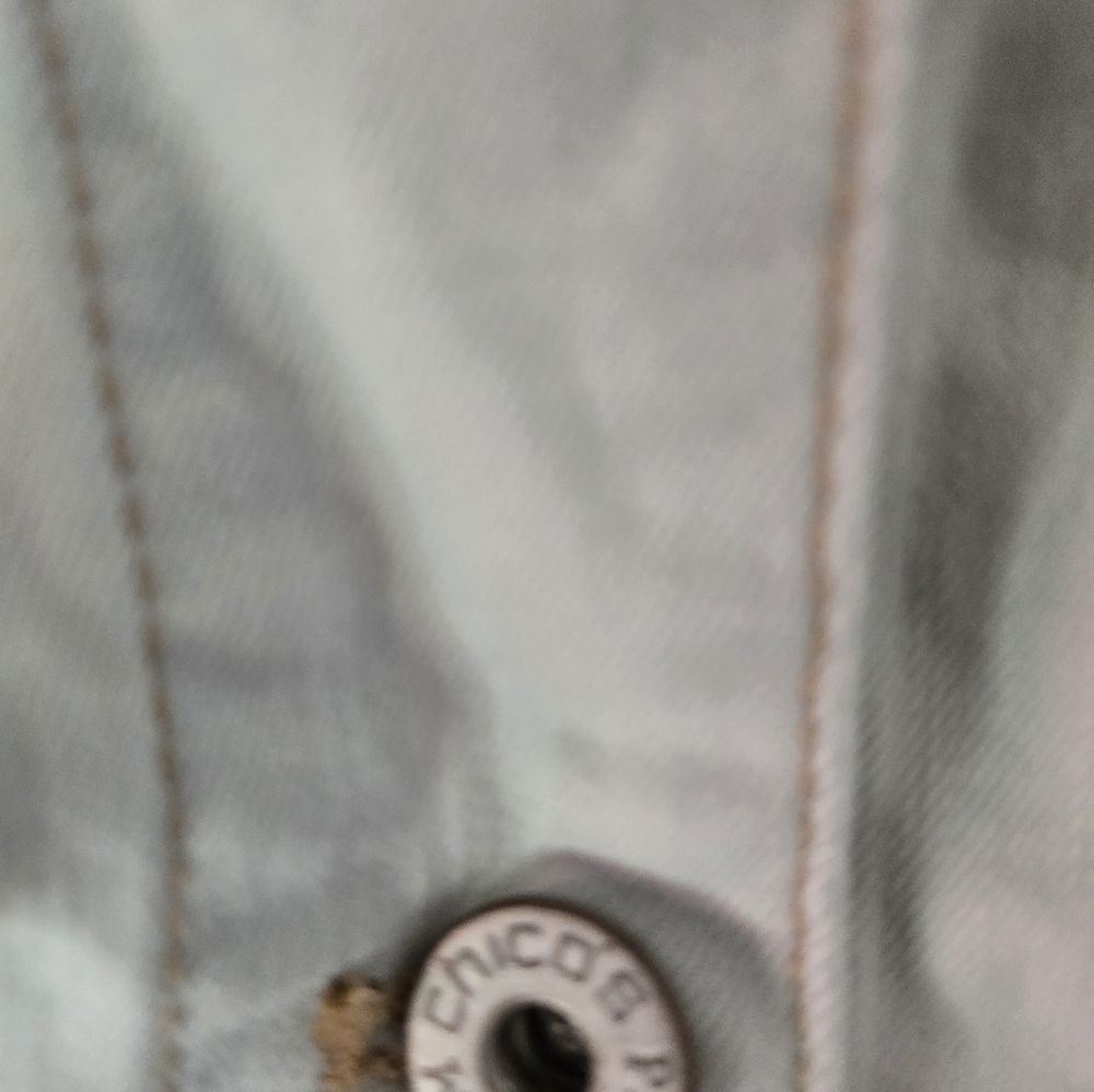 Vintage Chico's Ladies, Light Blue Denim Jacket Size Small/ 4. - Picture 3 of 5